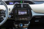 Toyota Prius LE 2019 года (NA)